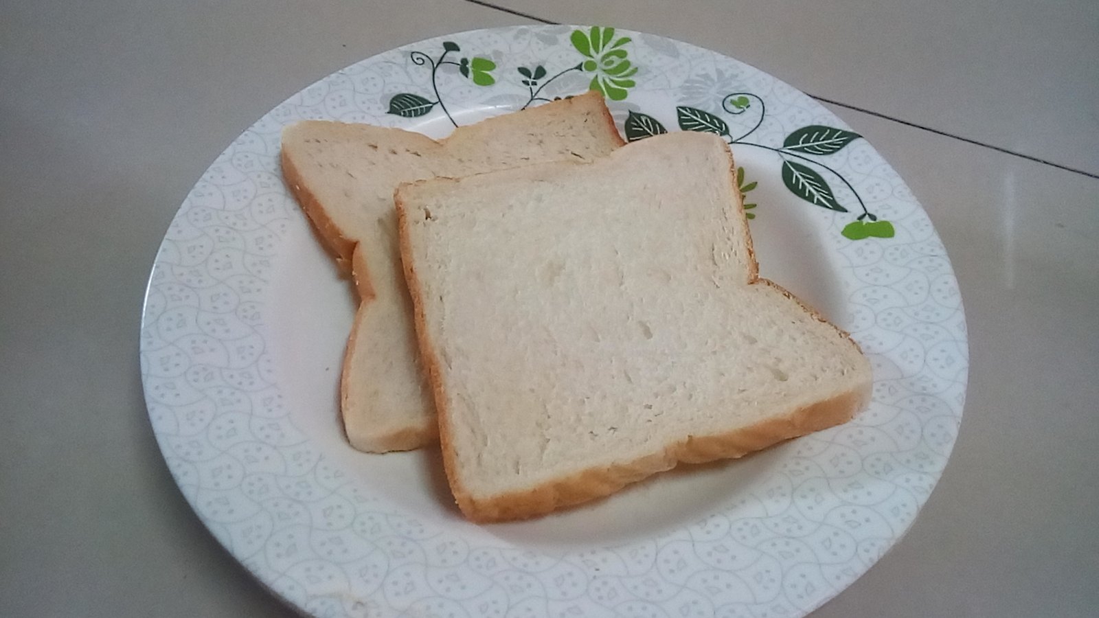 Weiches Sandwichbrot mit Milch